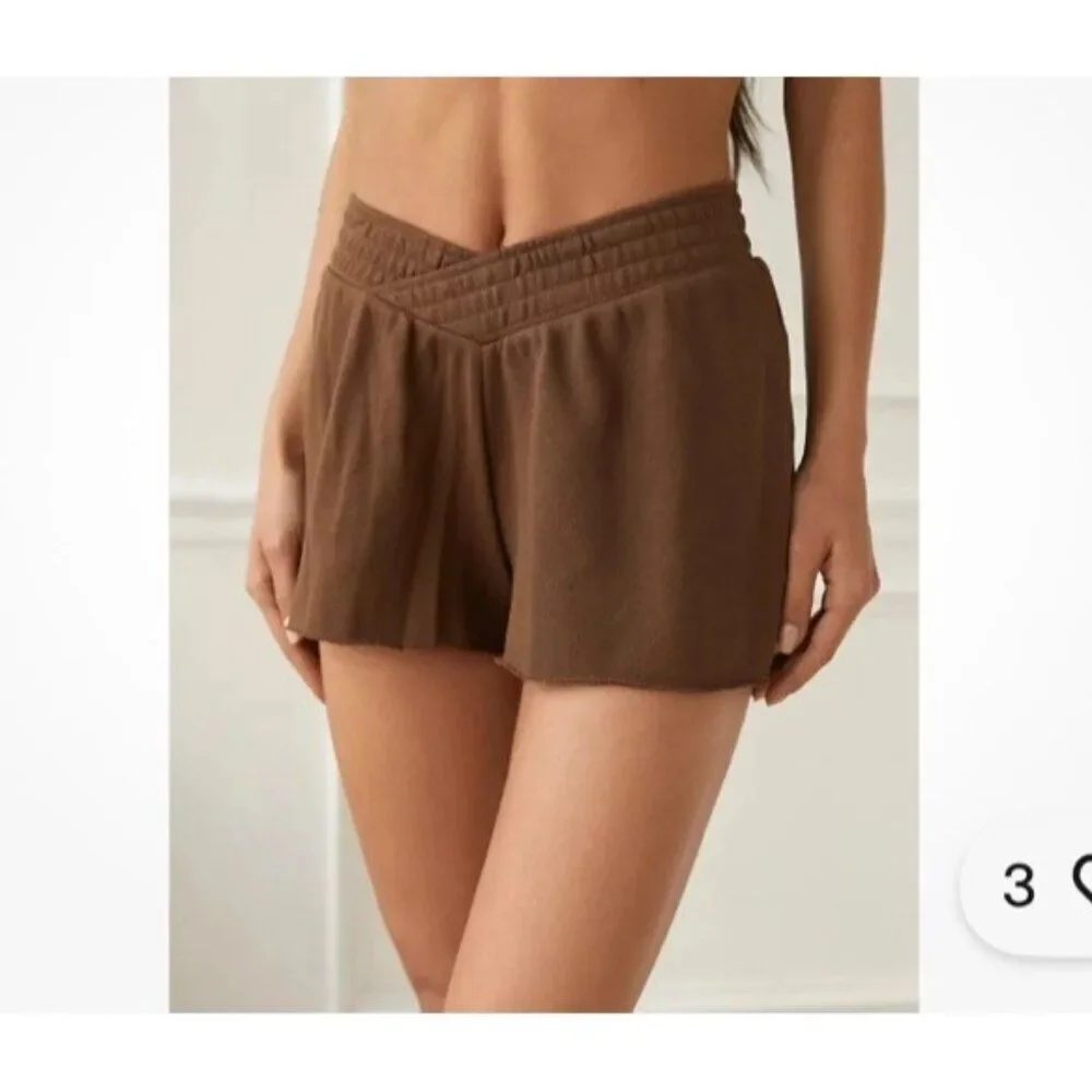 Urban Outftters Out from Under Ladies Medium V Waist Brown Shorts Pull On NWT